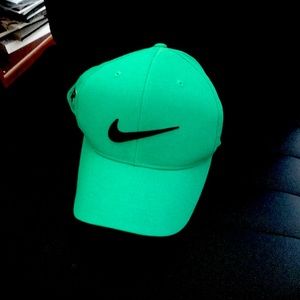 Nike golf flex fit hat